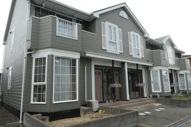 岡山市南区内尾のアパートの外観