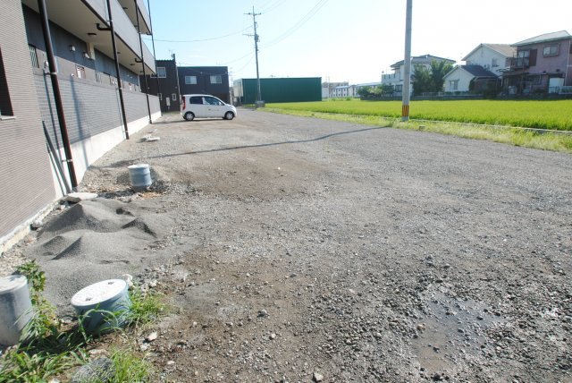 ルネスコート　ＮＥＷ　Ｒの駐車場|舗装前