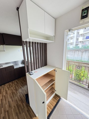 ムーンリット宮沢の玄関