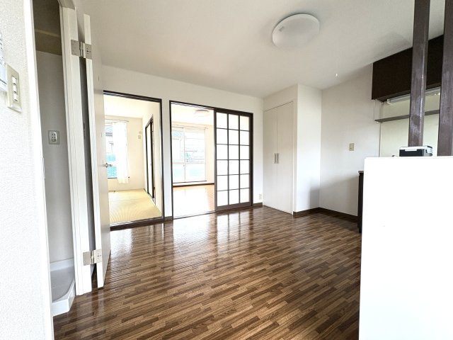 ムーンリット宮沢の居間・リビング