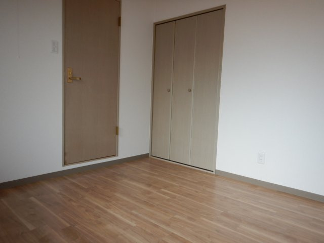 ネクスト倉田　西館の洋室|岡山市中区倉田　ネクスト倉田西館　３LDK　洋室