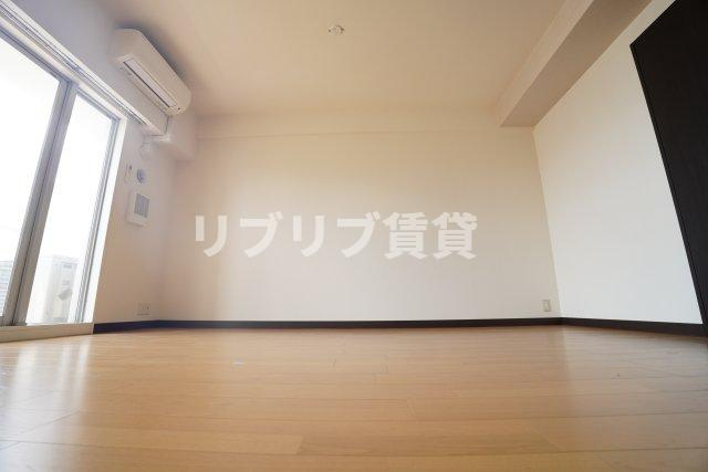 エコロジー千葉みなとレジデンスの居間・リビング