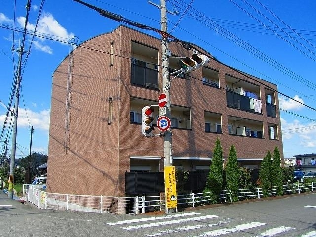 ガーデンパレスⅡ
