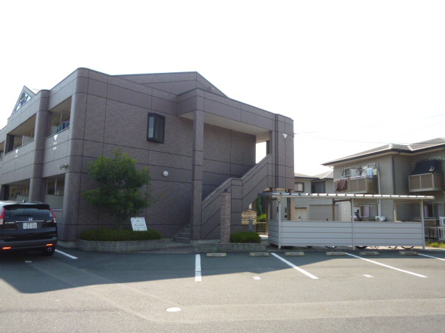 グリーンヒルズの駐車場