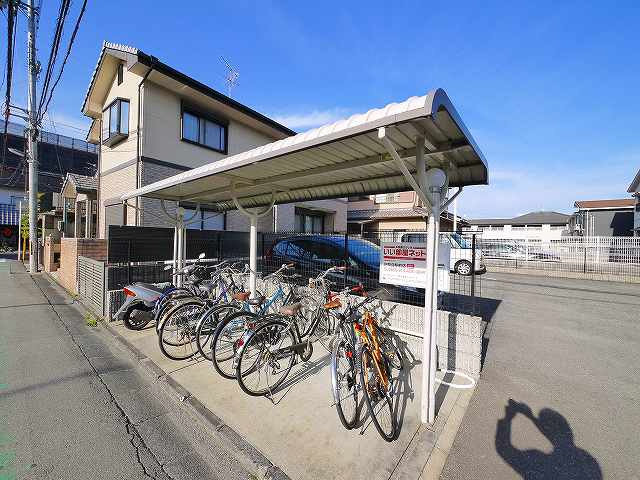 クイーンズパレスのその他共用部分|駐輪場です
