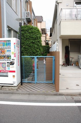 【エントランス】 | リブシャロン