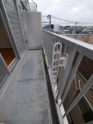 【バルコニー】 | サンブリエ | 洗濯物もたくさん干せます