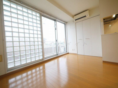 【居間・リビング】 | サンブリエ | おしゃれなブロックガラス