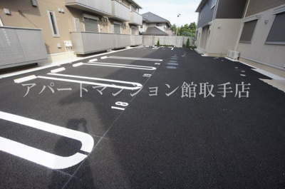 【駐車場】 | クレストフォーチュンB