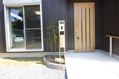 【外観：施工例】 | 八幡市八幡山路　新築戸建 | 同施工例：イメージ写真（実際とは異なります）※外構工事費は別途要す