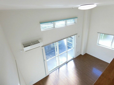 【展望】 | ロベリア | ロフトからの景観です！天井が高く開放感のあるリビングダイニングキッチンです☆