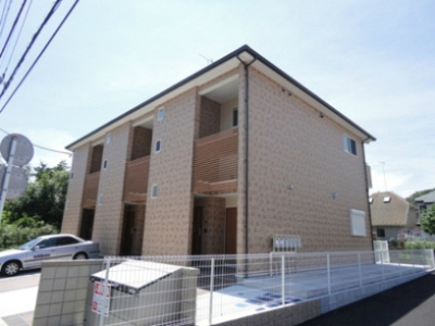 【外観】 | ロベリア | グリーンライン「日吉本町」駅まで徒歩9分！東急東横線「綱島」駅も徒歩圏内！ドラッグストアや郵便局が近くて便利な住環境です☆