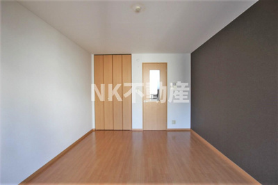 【内装】 | Grand Chariot B（グランシャリオB)（荒本賃貸） | 明るい室内です