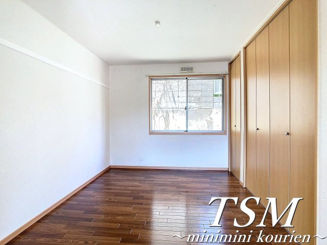 ゼフィランサスの洋室