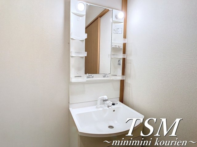 ゼフィランサスの独立洗面台