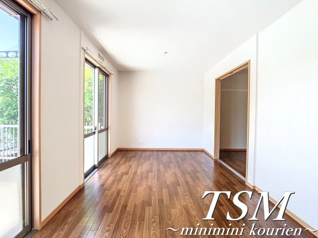 ゼフィランサスの居間・リビング