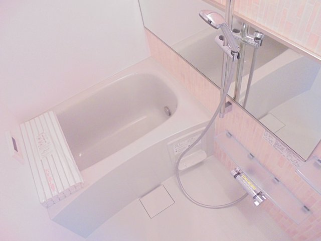 グレース八幡の浴室