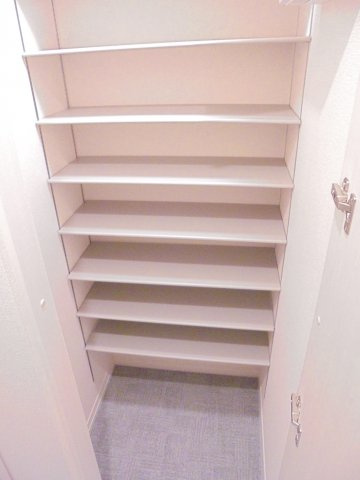 グレース八幡の収納