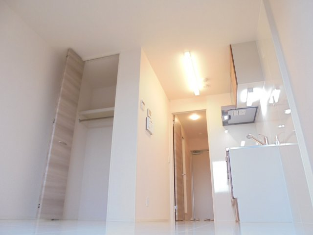 グレース八幡の居間・リビング