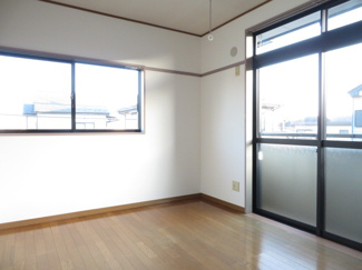 【洋室】 | アレストハシモト | 2階南洋室