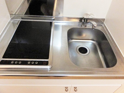 【キッチン】 | レオネクスト行田 | 2口電気コンロ完備