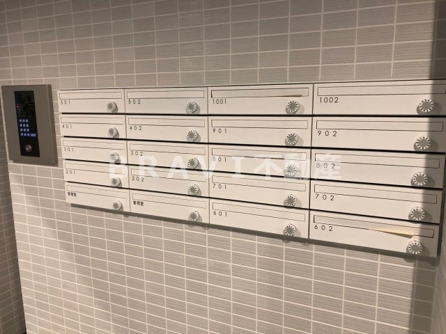 C.COLOR南新町（シーカラーミナミシンマチ）　BRAVI不動産のその他共用部分|【C.COLOR南新町】メールボック