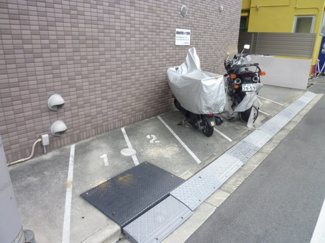 【駐車場】 | バイク置場です