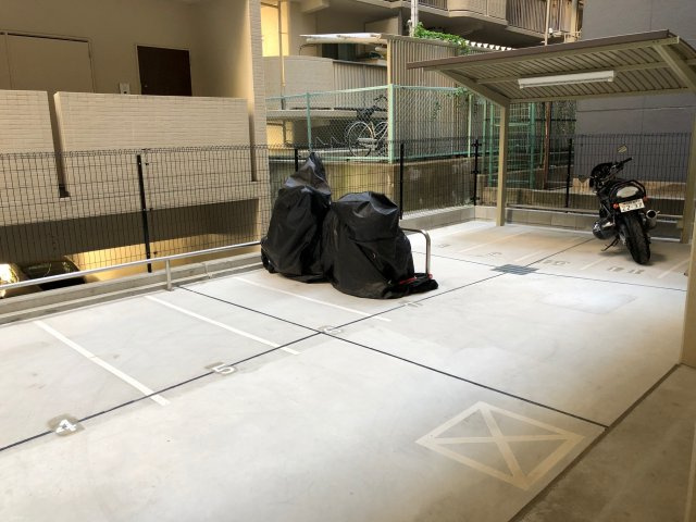 セレニテ谷町calme（セレニテタニマチカルム）　BRAVI不動産のその他共用部分|【セレニテ谷町calme】バイク置場