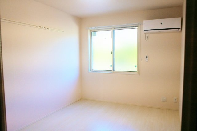 オーフィングの洋室