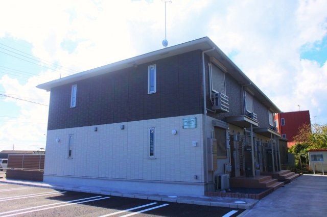 オーフィングの外観