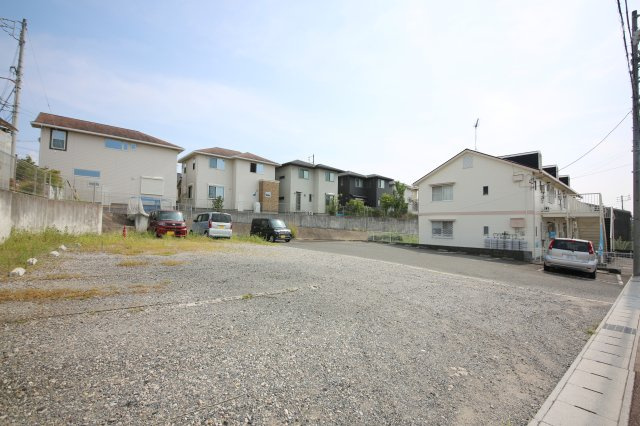 ナシキハイツの駐車場