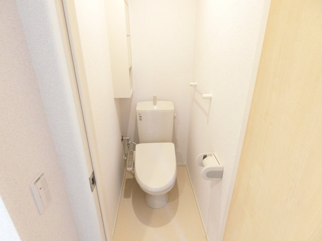 萬のトイレ