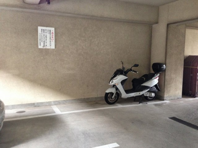 【その他共用部分】 | ニューウェルテラス宮前平Ｃ棟 | バイク置場