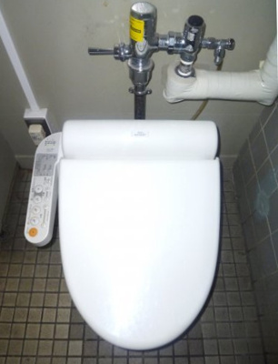 【トイレ】 | 鯉川筋沿いの事務所店舗物件