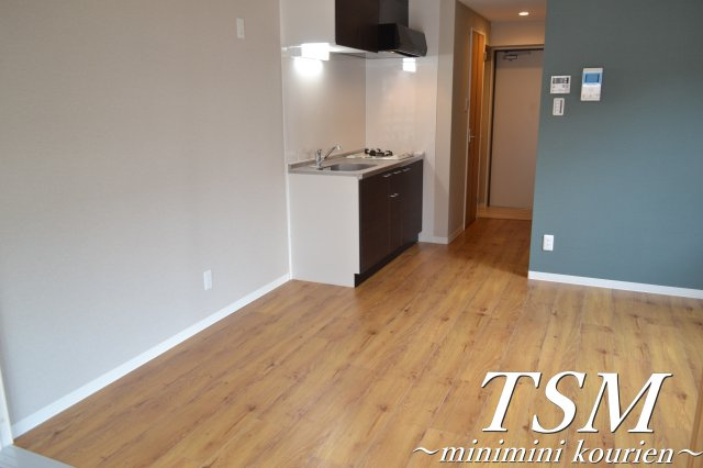 Ｌａｒｇｏ初町の居間・リビング|８帖のリビング