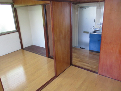 【洋室】 | 屋比久荘