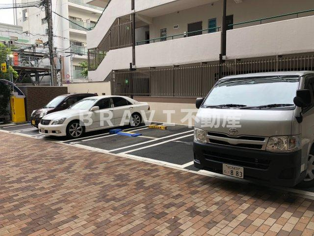 ラフォーレ島之内Ⅱ　BRAVI不動産の駐車場|【ラフォーレ島之内Ⅱ】駐車場があります