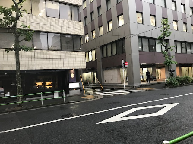 第二鈴丸ビルの駐車場