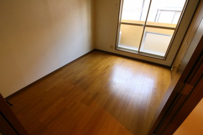 【洋室】 | 苅藻ハイツ