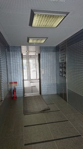 ＰＤビルのエントランス