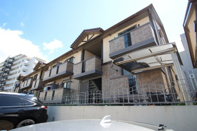 【外観】 | バーンホーフ・サカ