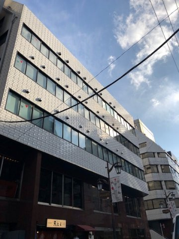 八丁堀FRONTの外観