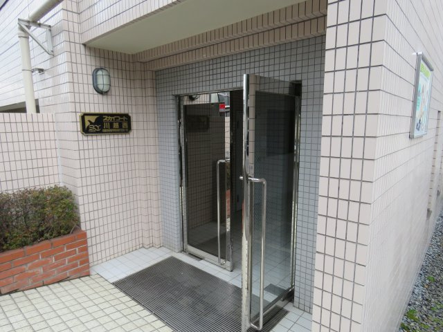 スカイコート川越西のエントランス