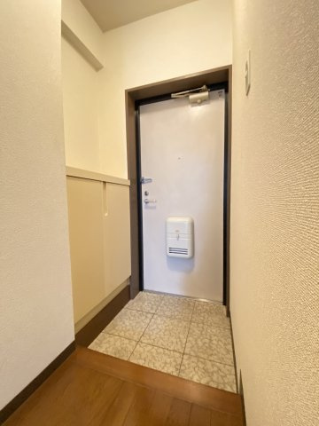 フォーレストGKの玄関