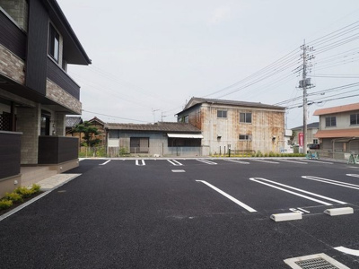【駐車場】 | モアニ　ケアラ　エカヒ