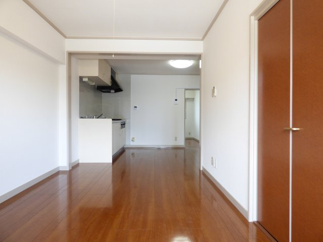 【居間・リビング】 | ダイタ北口マンション