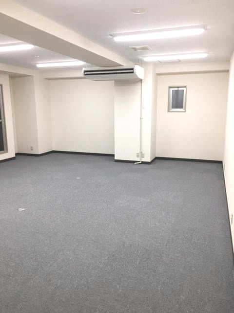 千代田区外神田２丁目の事務所の内装