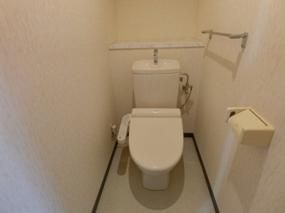 【トイレ】 | ティアラ・サガン