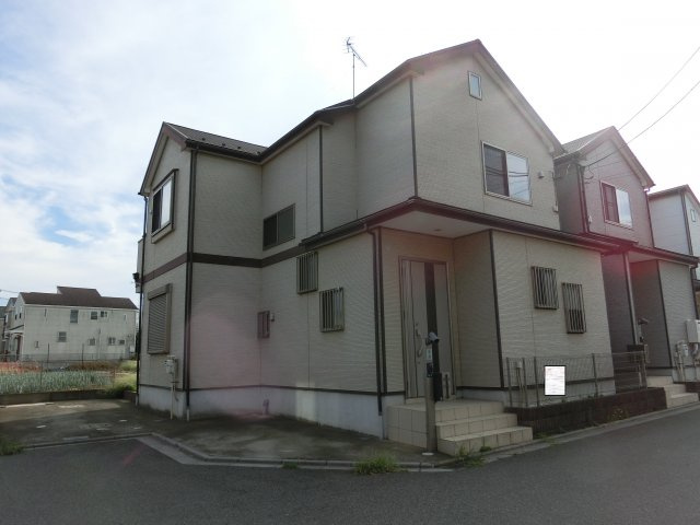 千葉市花見川区作新台５丁目　中古戸建　平成２０年建築　カースペース２台