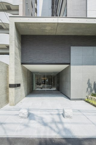 サヴォイ博多スーペリア　9階のエントランス